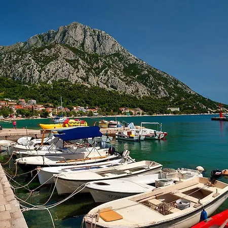 Saudade Gradac (Split-Dalmatia)