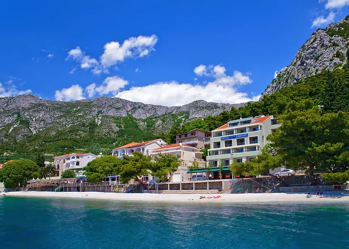 Saudade Hotel Gradac (Split-Dalmatia)