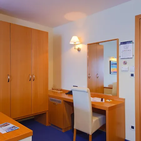 Saudade Hotel 4*